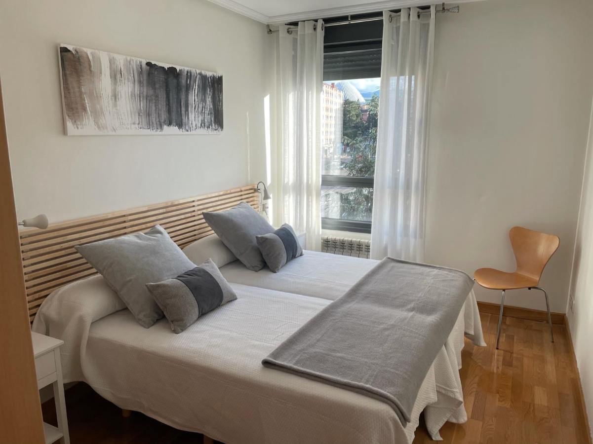 Apartamento Paseo De La Losa Oviedo Dış mekan fotoğraf